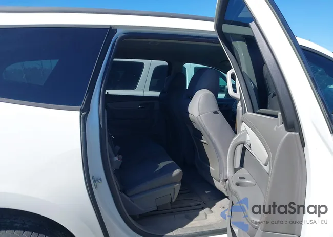 1GNKRFED6EJ147719: 44453835