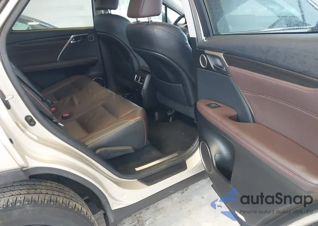 2T2BGMCA6JC028100: 44453904