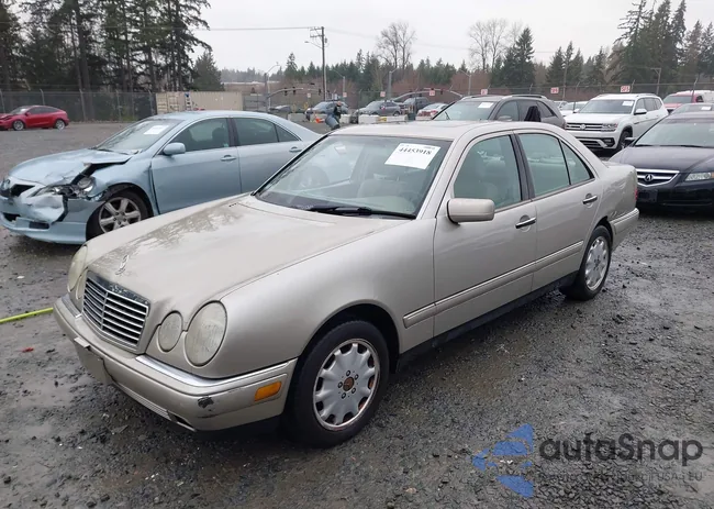 WDBJF65F2WA648301: 44453918