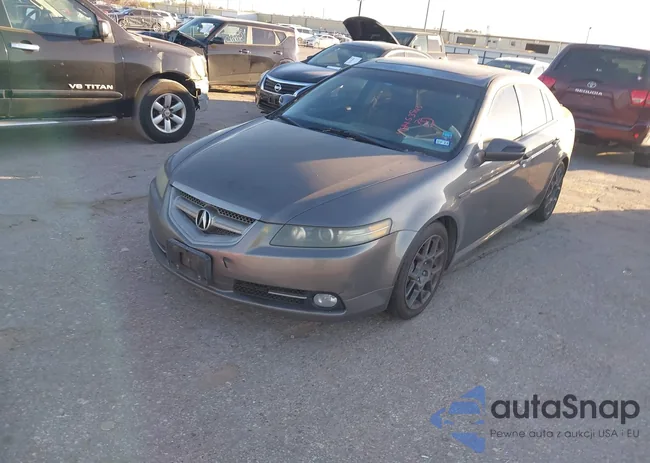 19UUA76568A040701: 44453943