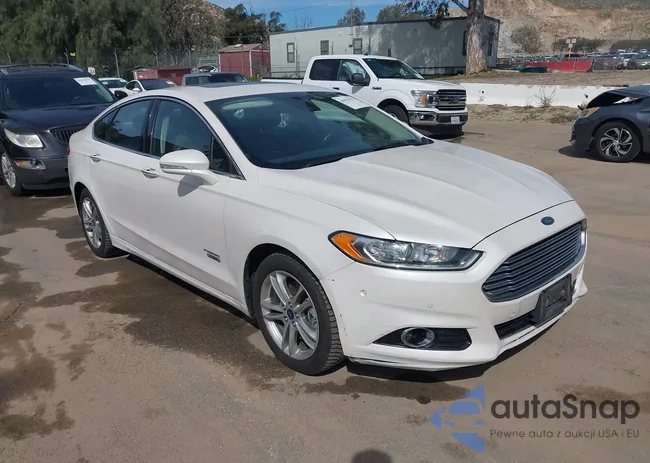 3FA6P0SU2GR320684: 44453953