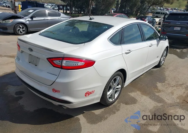 3FA6P0SU2GR320684: 44453953