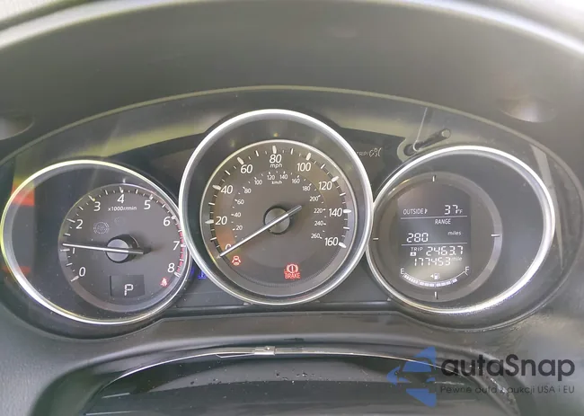 JM3KE4DY7G0728174: 44454137