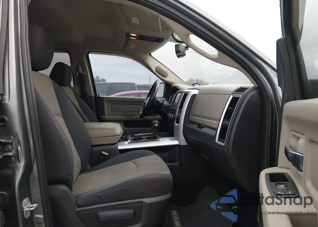 1D3HB13T49S770929: 44454192