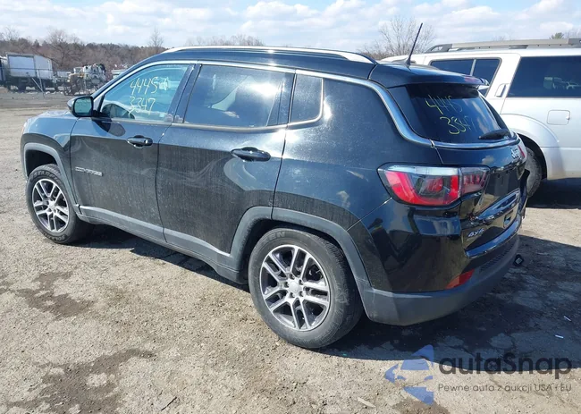 3C4NJDBB8KT792610: 44453347