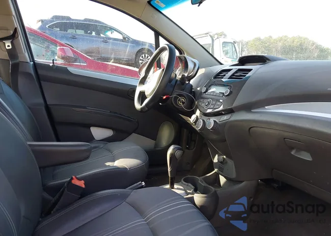 KL8CB6S98FC802849: 44453356