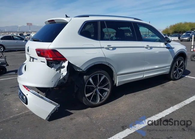 3VV4B7AX7RM083616: 44453420