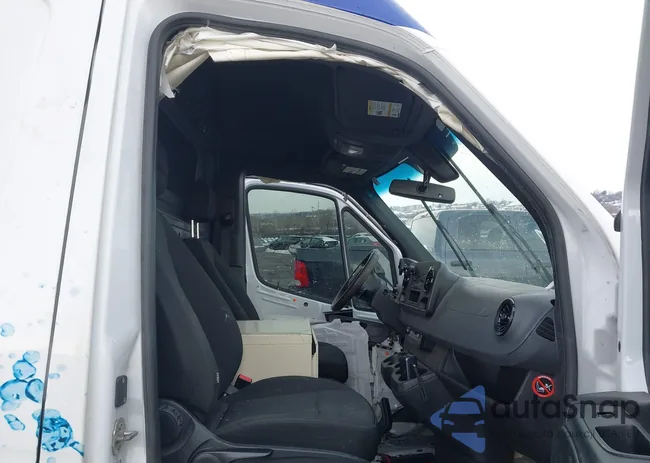 W1Y4EBHY8MT065705: 44453492