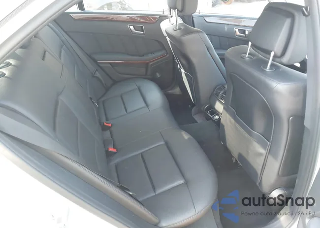 WDDHF5KB7CA561717: 44453495