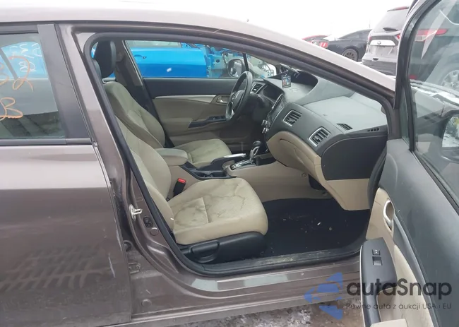 2HGFB2F85EH556774: 44453532