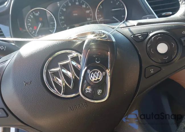 1G4ZP5SS6JU144477: 44453577