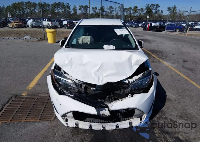 2T1BURHE7JC042075: 44453618