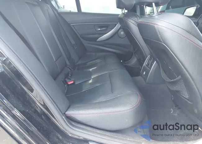 WBA3A5C54DF350374: 44453633