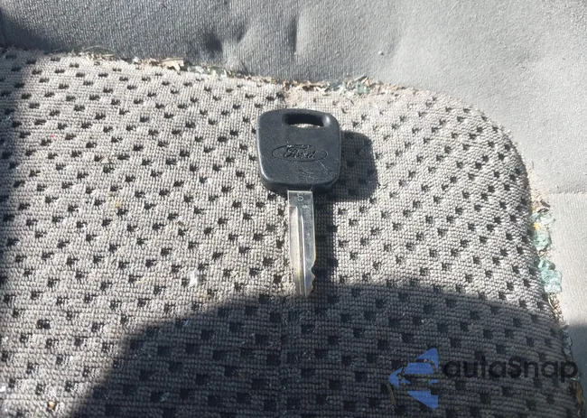 1FTRF17252NB84943: 44453652