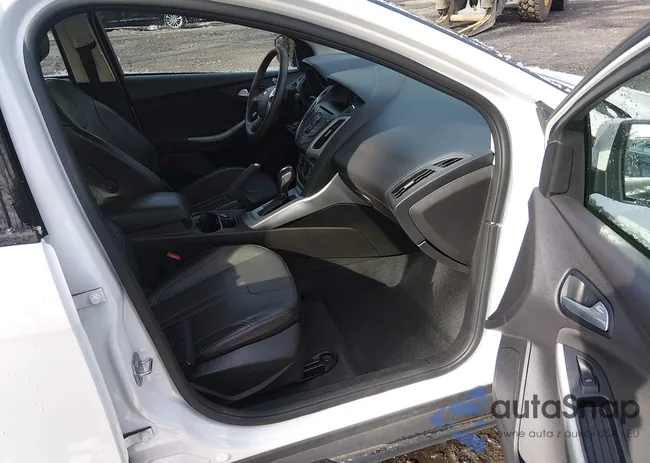 1FADP3F25EL296474: 44453662