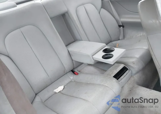 WDBLJ65G7YF132733: 44453710