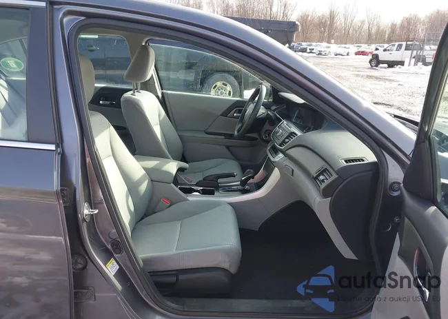 1HGCR2F36EA053689: 44453711