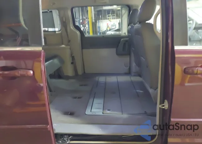 2A8HR54P68R740935: 44454815