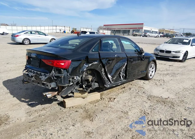 WAUA7GFF9G1118182: 44454833