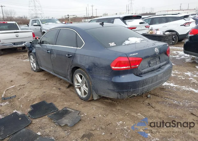 1VWBN7A37EC096773: 44454852