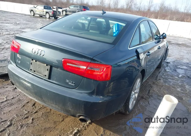 WAUGGAFC1DN062661: 44454880