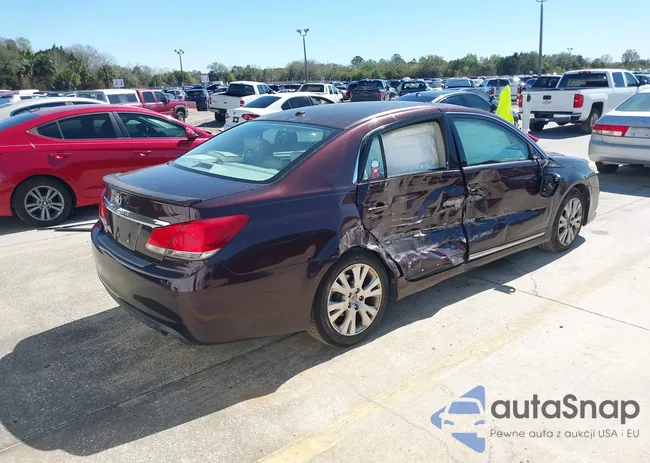 4T1BK3DB8CU458457: 44454979