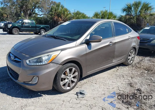 KMHCU4AE4EU620526: 44455121