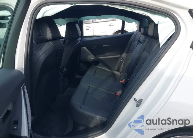 WBY33FK04RCR27646: 44455168