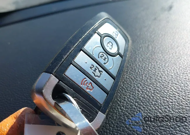 1FA6P8TH1L5112227: 44455186