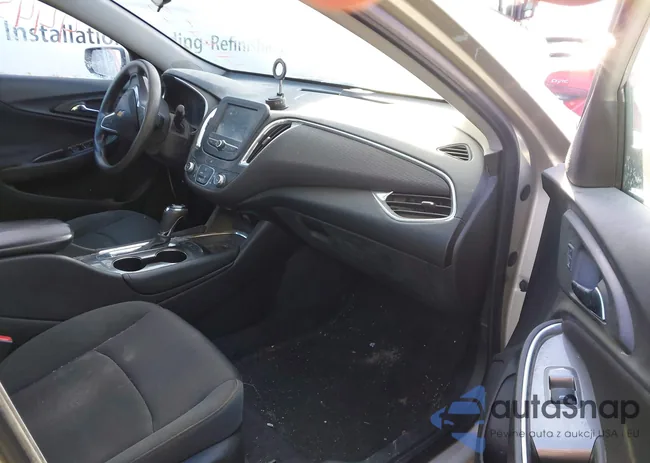 1G1ZE5ST6GF215217: 44455221