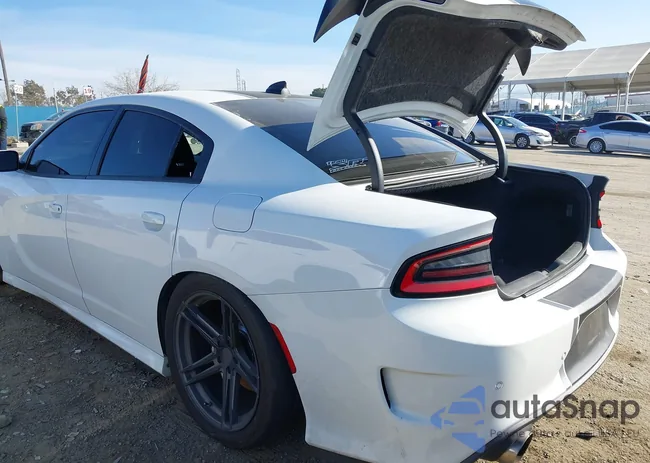 2C3CDXGJ9KH716018: 44455268