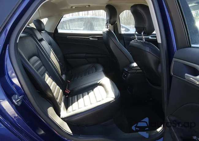 3FA6P0HD5ER387350: 44454382