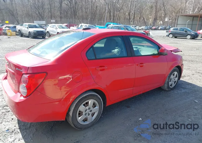 1G1JA5SH8G4167574: 44454446