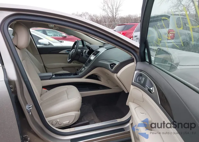 3LN6L5MUXJR605474: 44454447