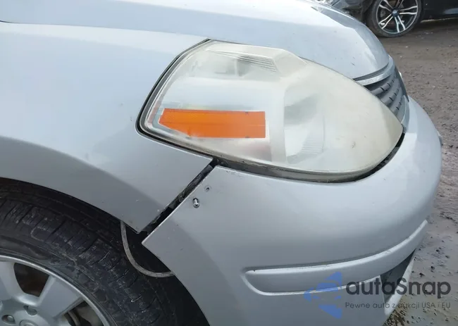 3N1BC13E09L375211: 44454485