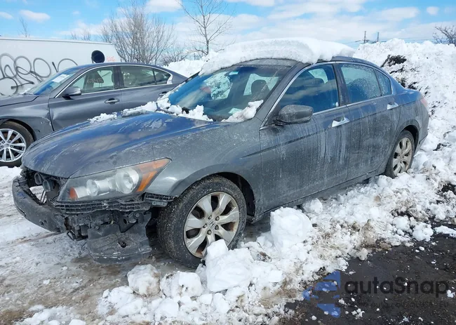 1HGCP3F86AA018829: 44454618