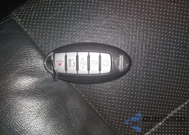 1N4AL3AP9EC114647: 44454702