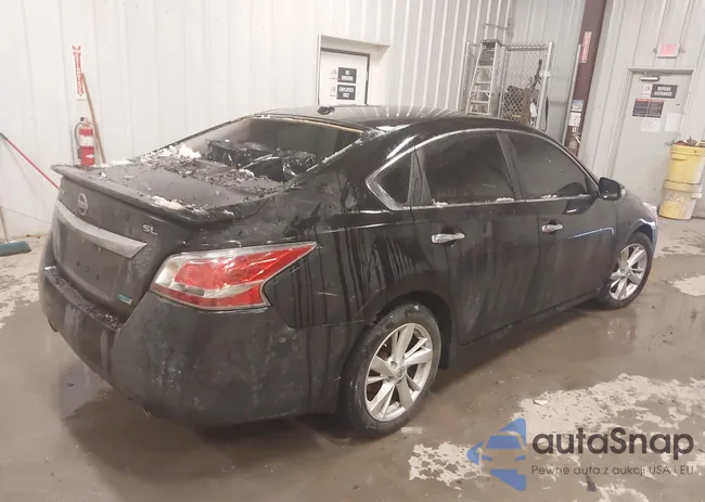 1N4AL3AP9EC114647: 44454702