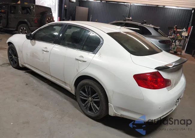 JN1CV6AR1DM761622: 44455781