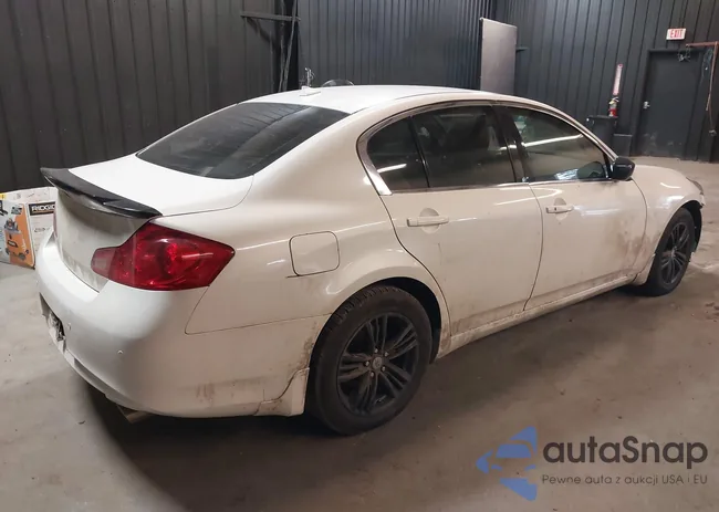 JN1CV6AR1DM761622: 44455781