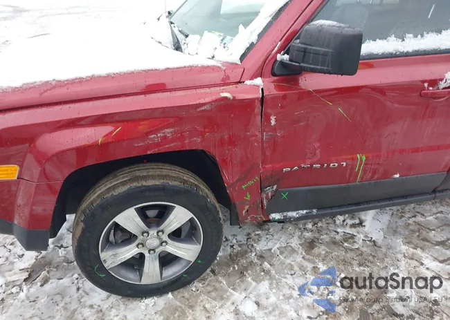 1C4NJRFB1HD151885: 44455782