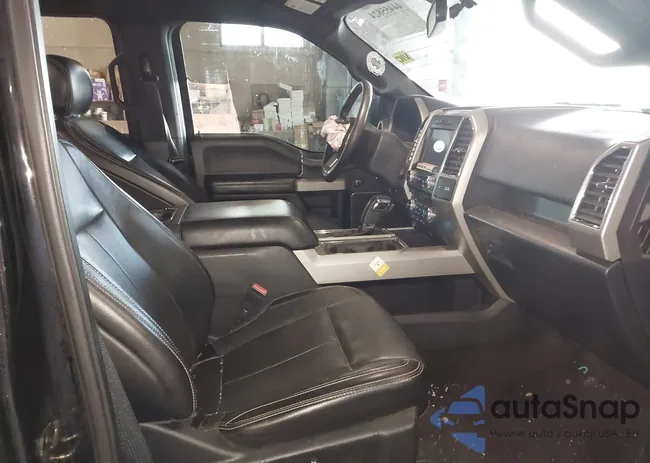 1FTEW1EG5JKD33171: 44455824