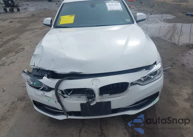 WBA8F1C56GK438631: 44455832