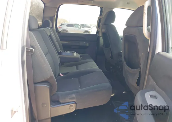 2GCEC13JX81144453: 44455935