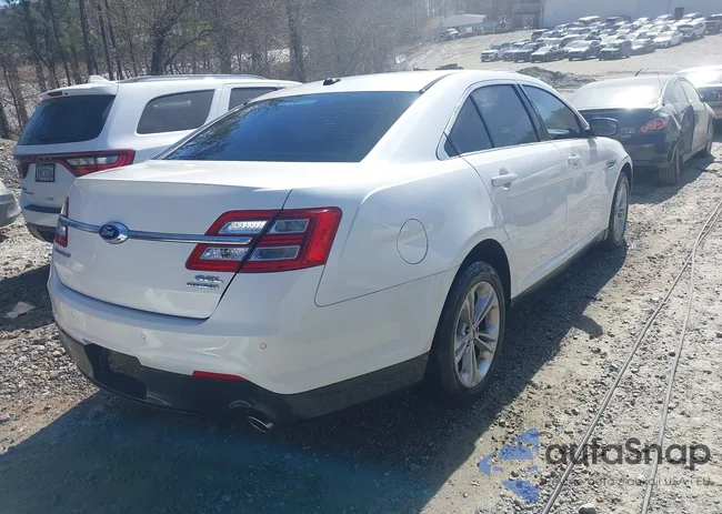 1FAHP2E85EG152112: 44456021