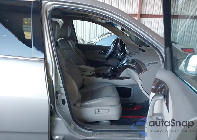 2HNYD2H29BH546670: 44456079