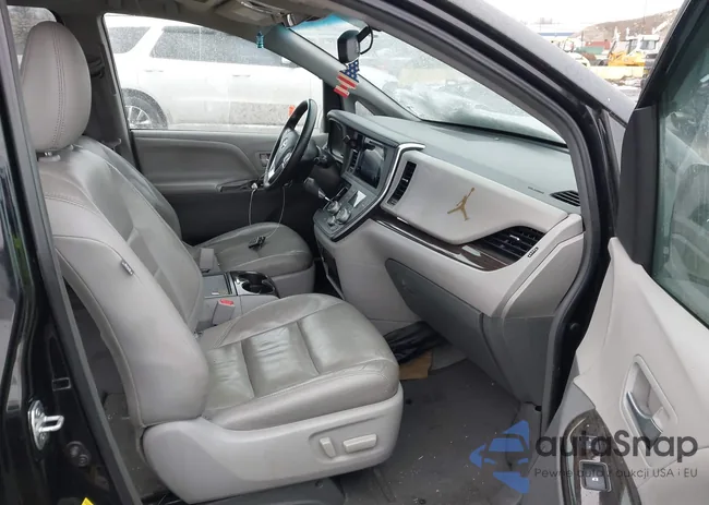 5TDYK3DC6FS661671: 44456179