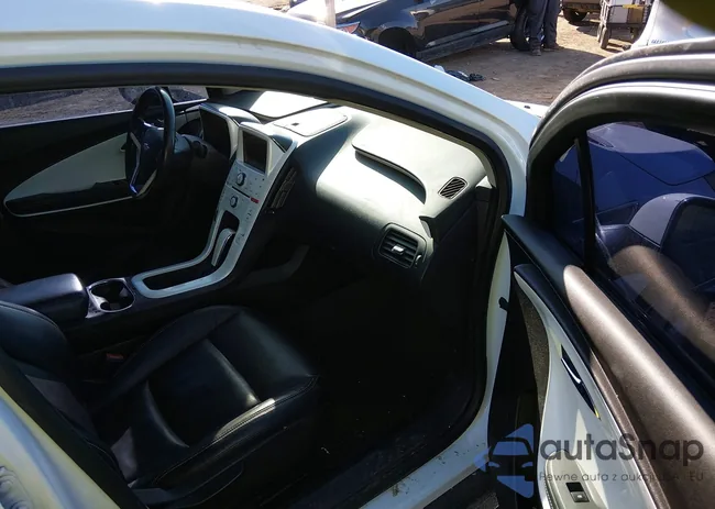 1G1RB6E41CU126745: 44456209