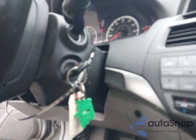 1HGCP36828A018174: 44456300