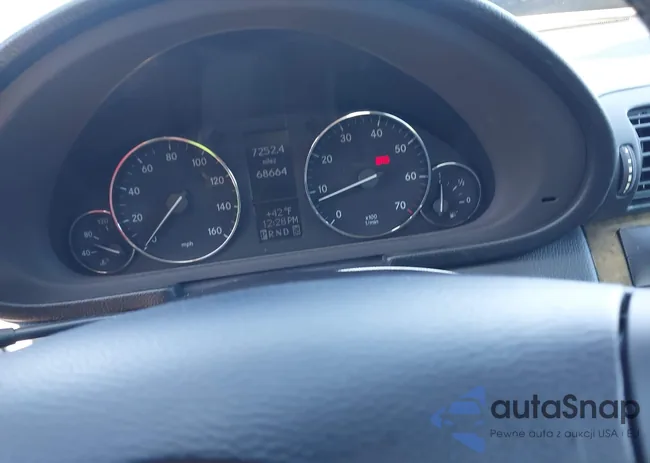 WDBRF52H67F880746: 44455412